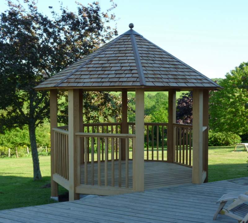 Cedar Pavilion By Woodpecker Joinery